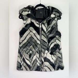Steve Madden Black and White Chevron Faux Fur Hooded Vest